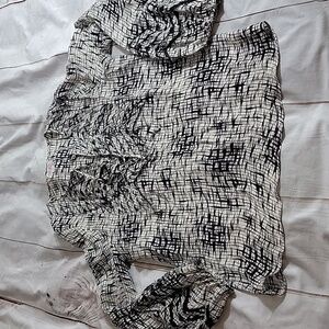 Parker Silk Blouse with Mesh Chevron Detail size Medium Beautiful Lightweight